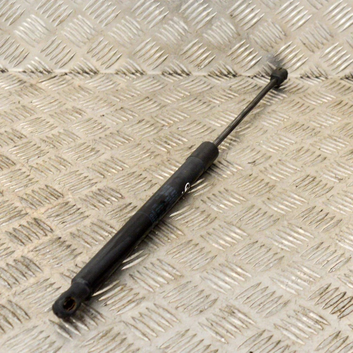 0073220500N, 8R0827552A Left Side Tailgate Gas Strut AUDI Q5 (8R) (2008-2017) — Europe Delivery