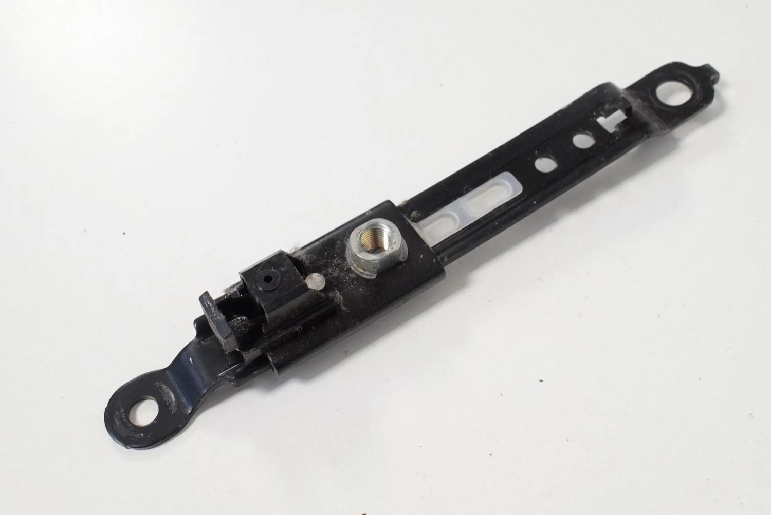 Front Right Seatbelt Height Adjuster SUBARU OUTBACK (BR) (2009-...) — Europe Delivery