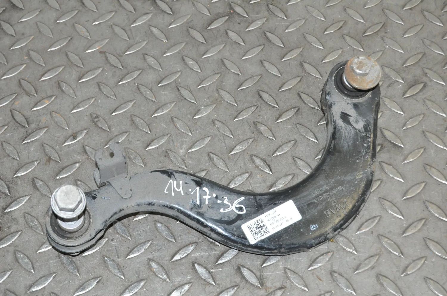5Q0505323D Rear Right Control Arm AUDI A1 (Sportback 8XA, 8XF) (2011-2018) — Europe Delivery