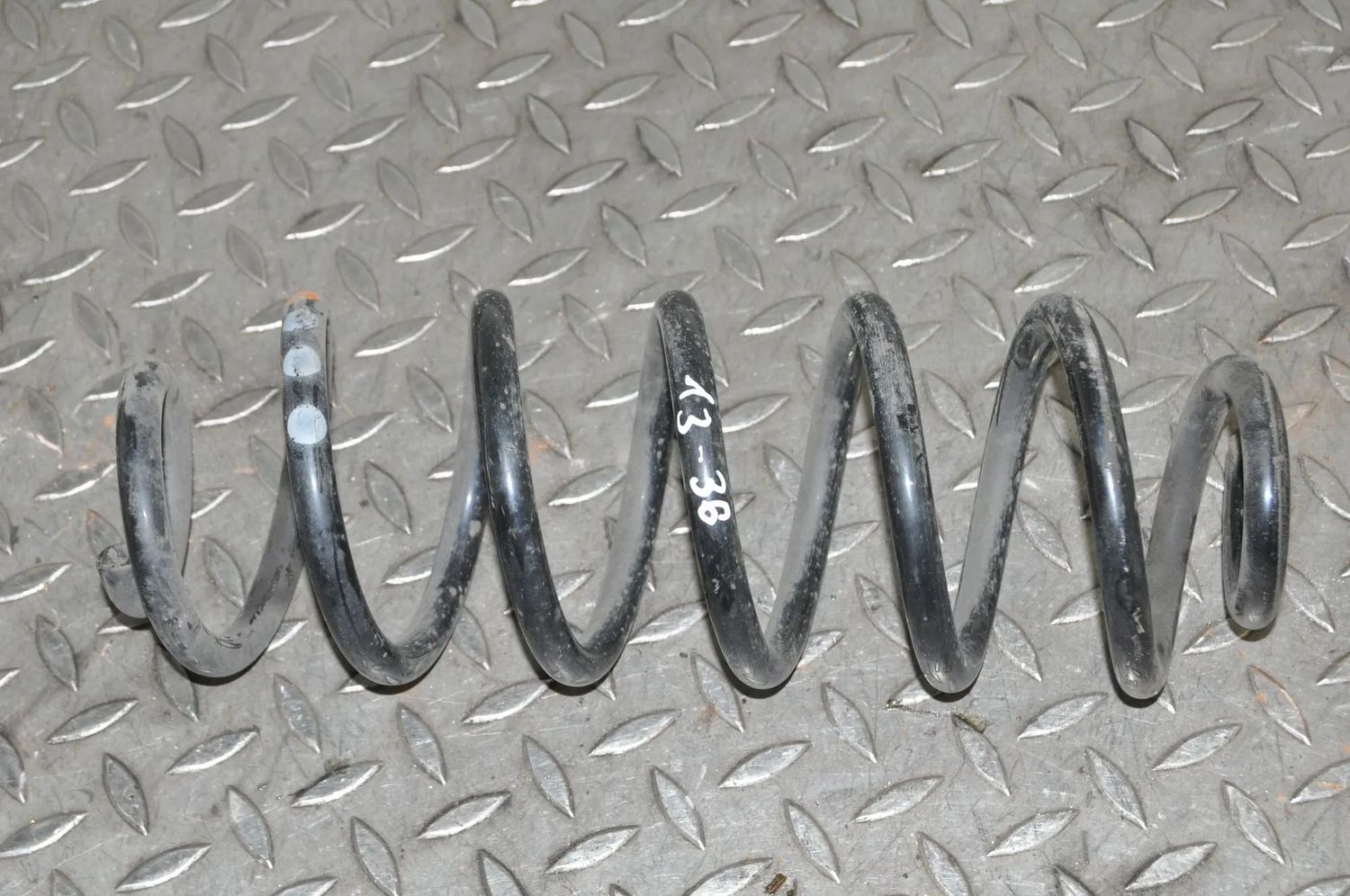 Rear Right Coil Spring AUDI Q5 (8R) (2008-2017) — Europe Delivery