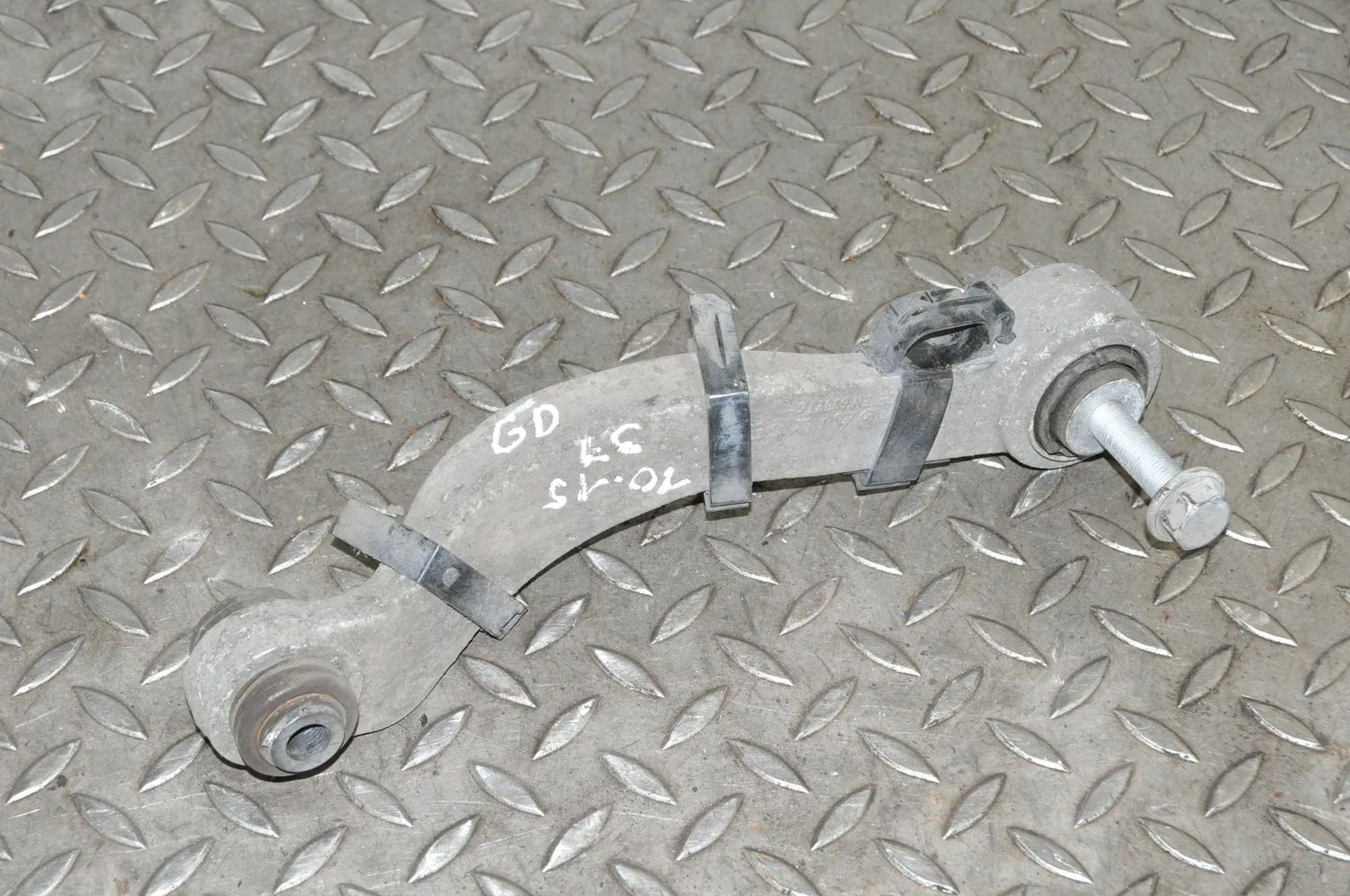 Rear Right Control Arm BMW 7 SERIES (F01, F02) (2008-2015) — Europe Delivery