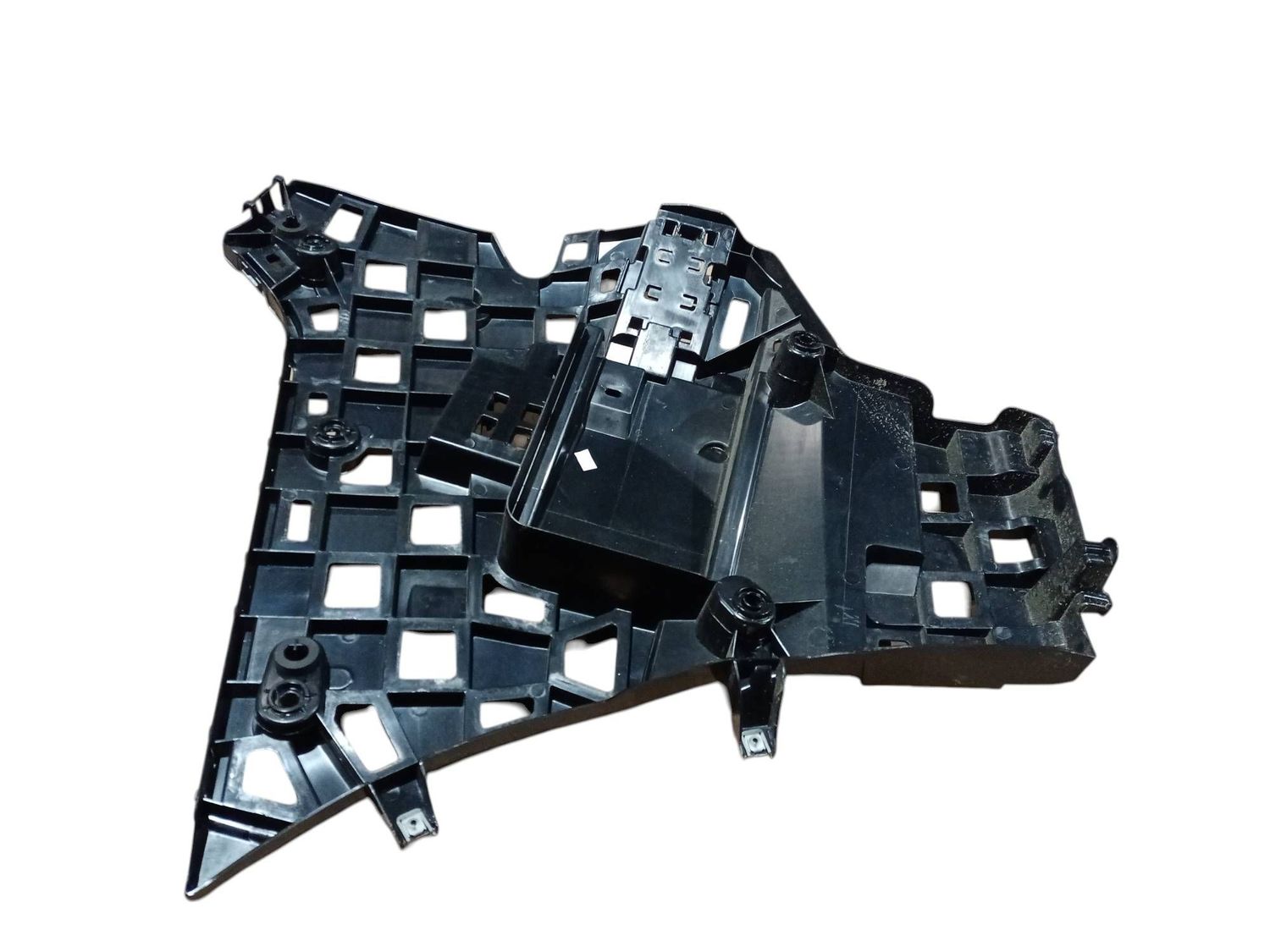BMW X7 Rear bumper mounting bracket OEM 51128084142 — Europe Delivery