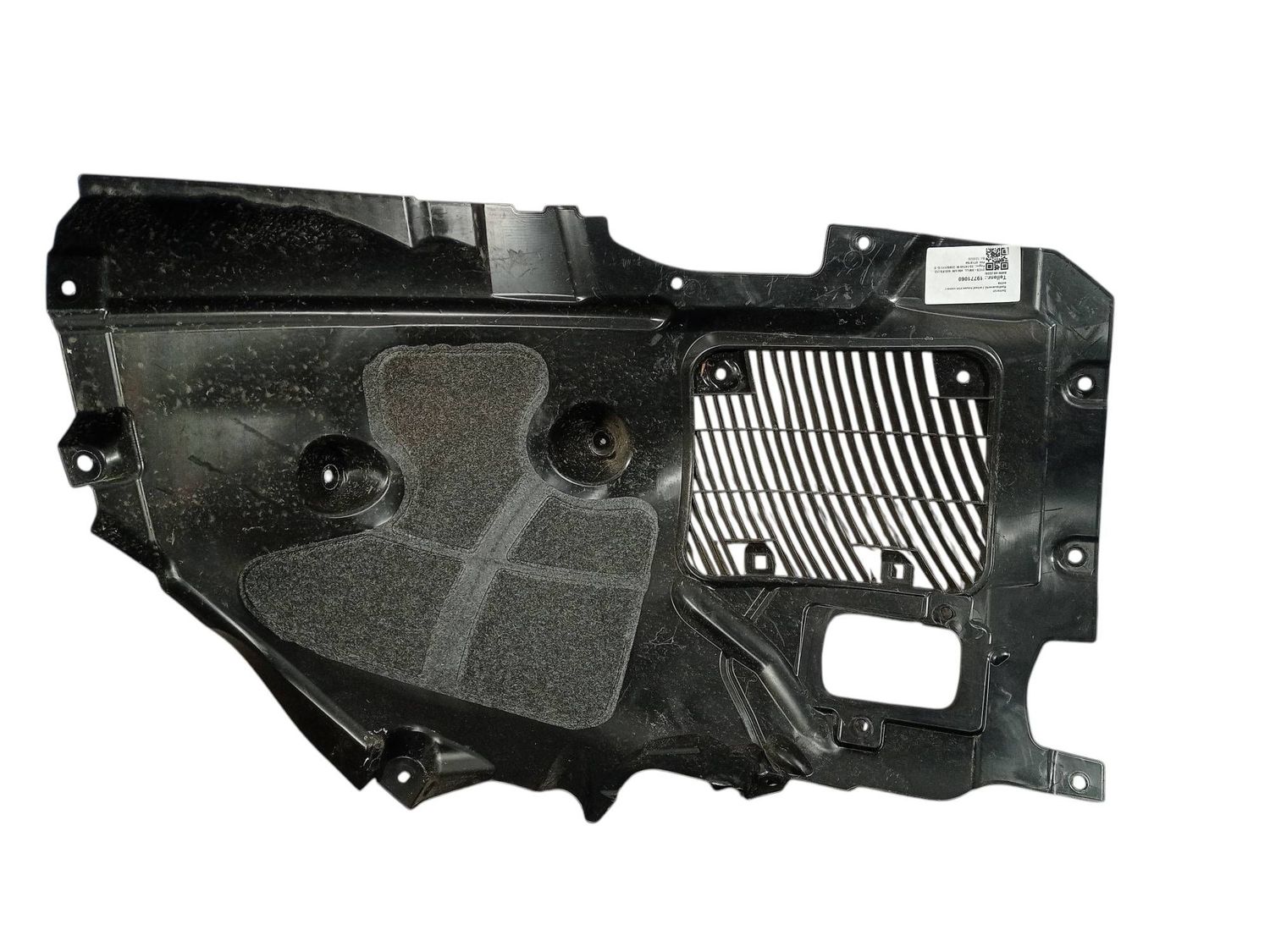 BMW XM G09 Front wheel arch liner splash guards OEM 9451736 — Europe Delivery