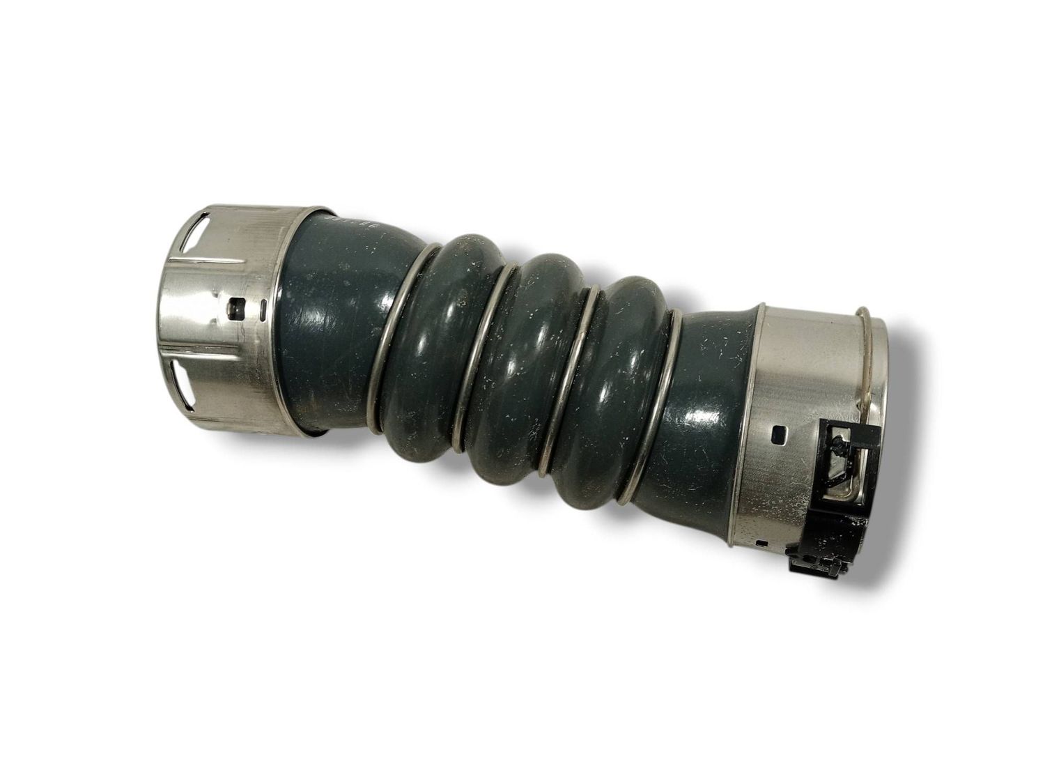 BMW X7 Intercooler hose/pipe OEM 8599391 — Europe Delivery