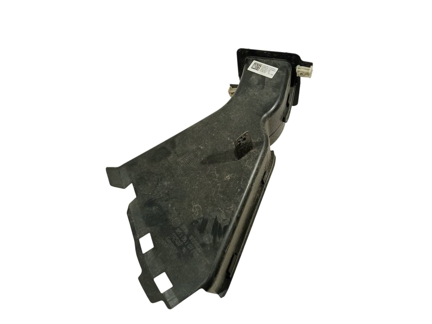 BMW IX Air intake duct part OEM 8737026 — Europe Delivery