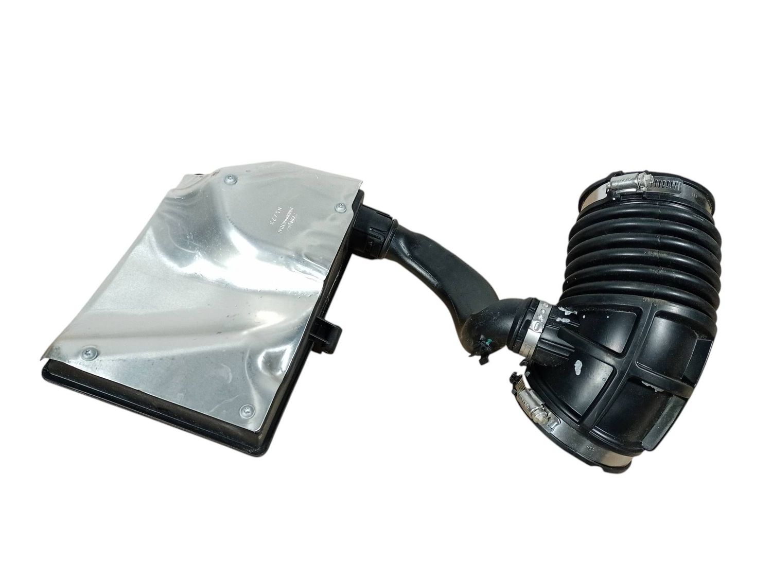 BMW X7 Intake resonator OEM 8470034 — Europe Delivery