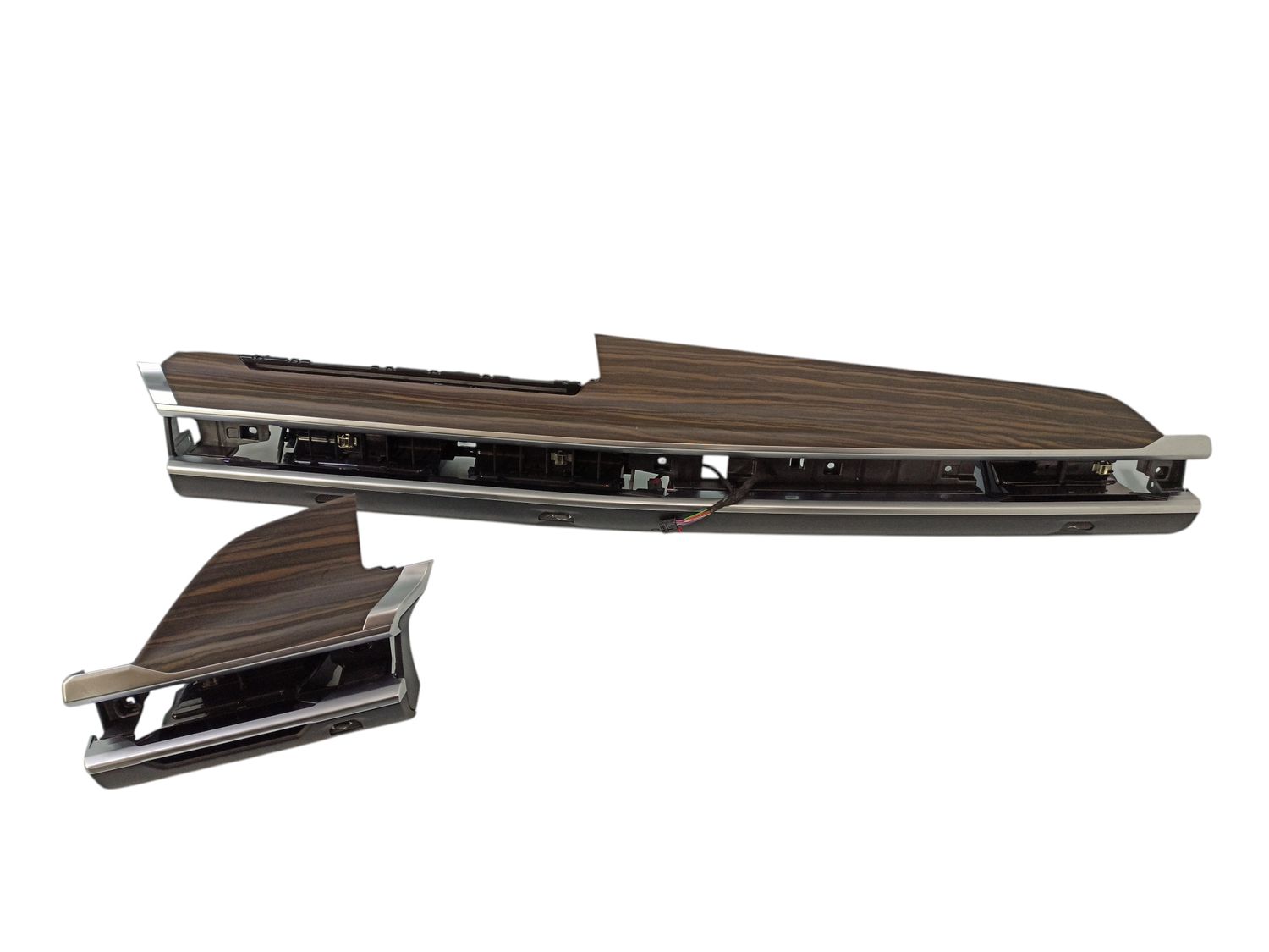 BMW 7' G70 Dashboard Trim OEM 51459628402 — Europe Delivery