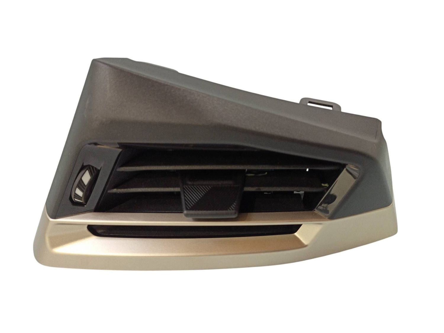BMW IX Dashboard side air vent grill/cover trim OEM 9490657 — Europe Delivery