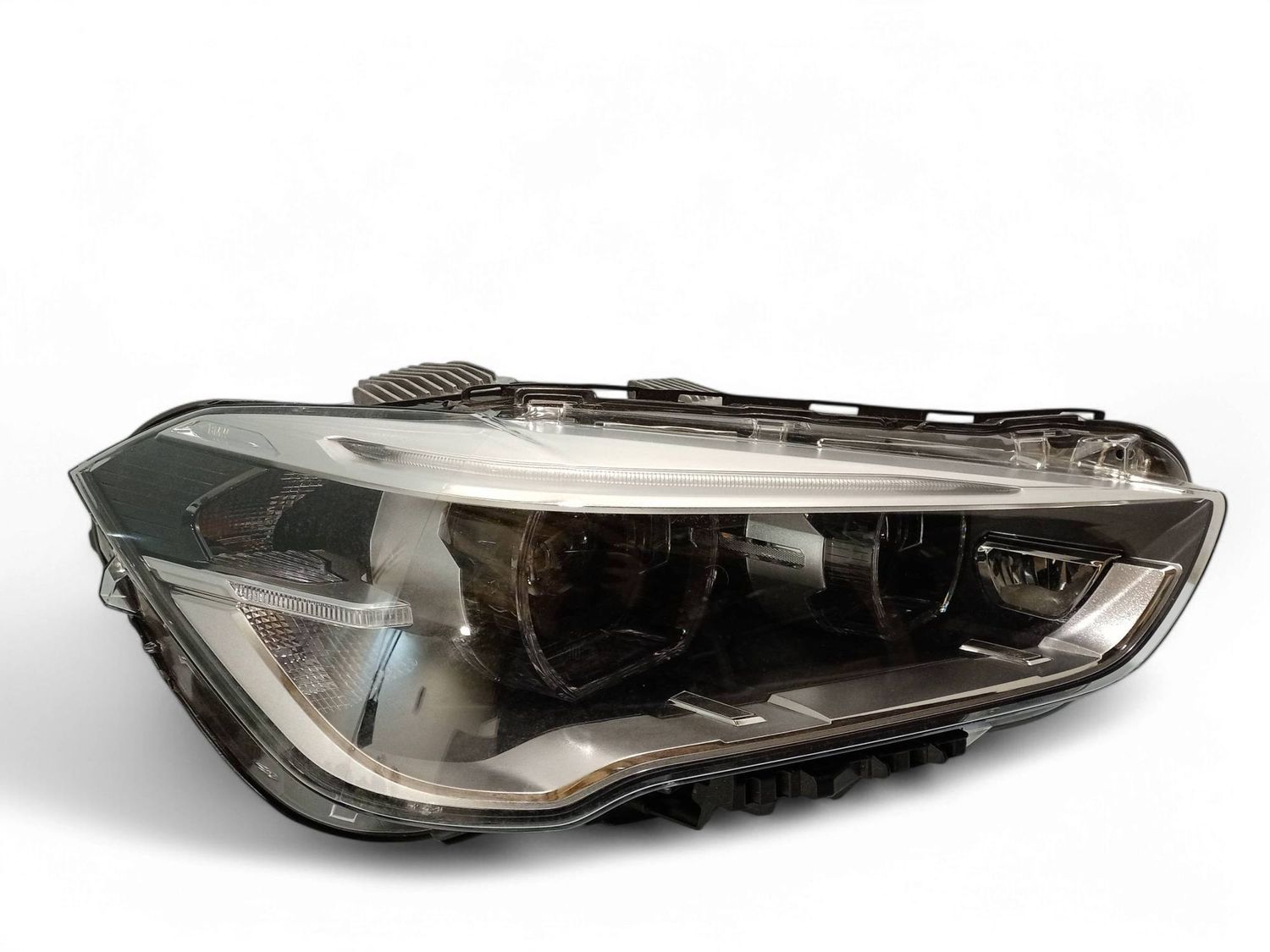 BMW X1 Headlight/headlamp OEM 63117428788 — Europe Delivery