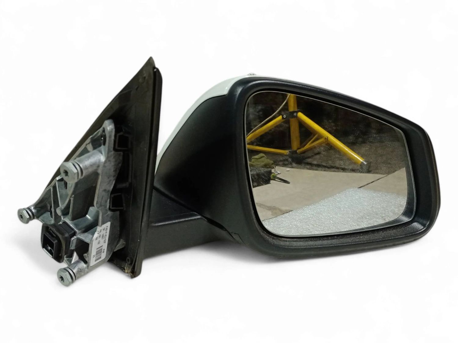 BMW X1 Front door electric wing mirror OEM 51167423636 — Europe Delivery