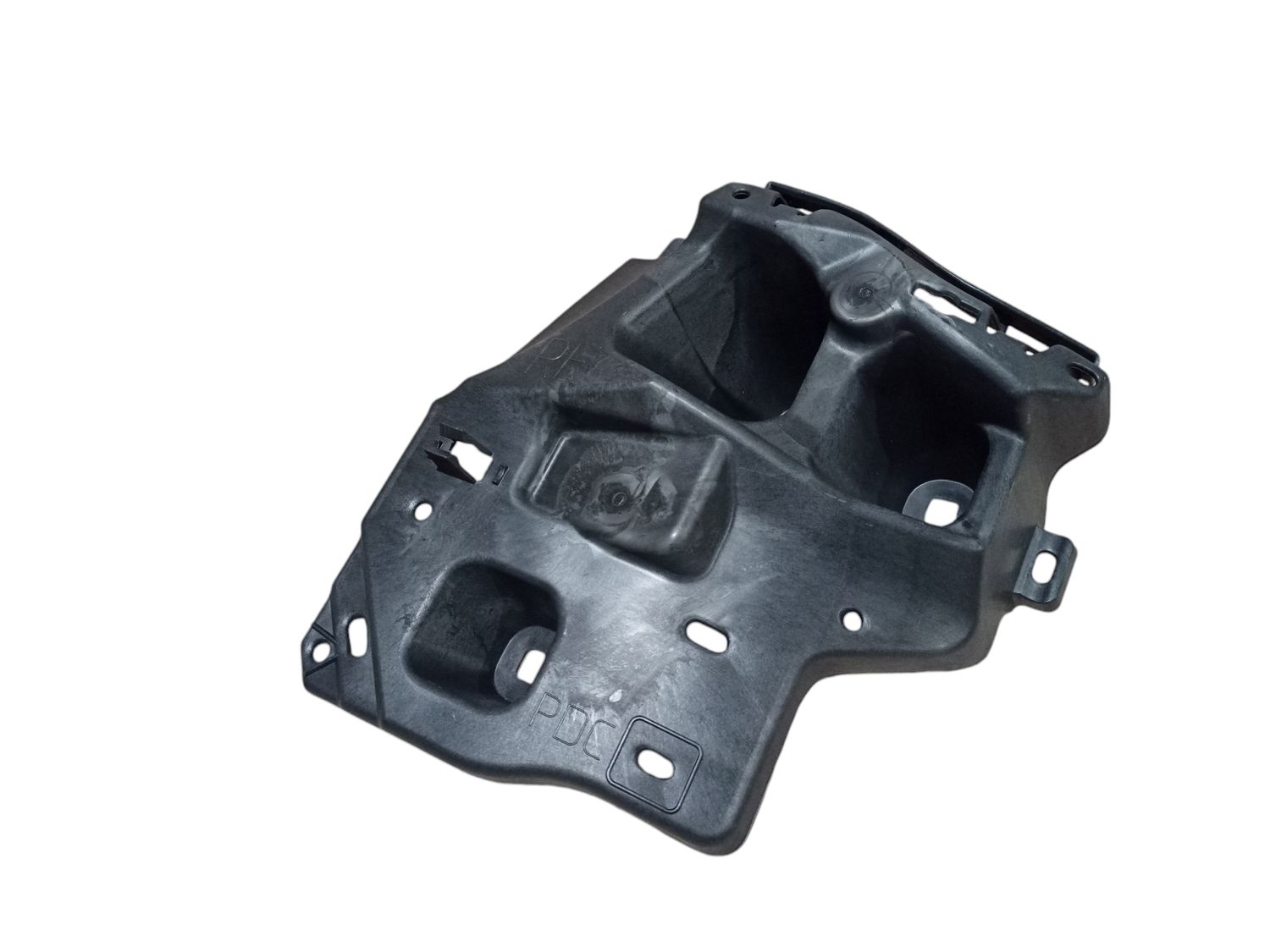 BMW 4 SERIES Rear bumper mounting bracket OEM 51127497112 — Europe Delivery
