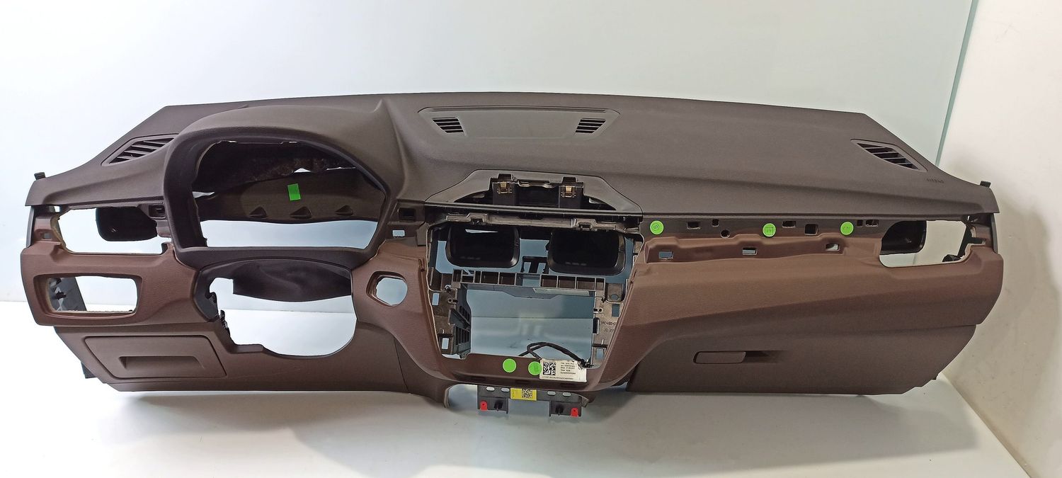 BMW X1 Dashboard OEM 3D40272 — Europe Delivery