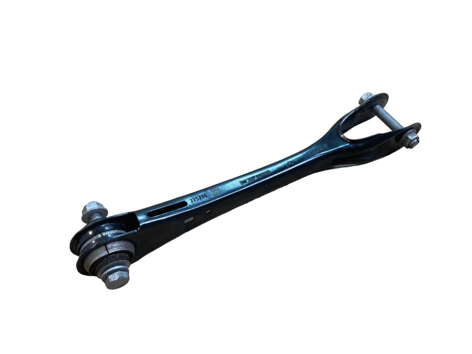 BMW 8 SERIES Rear control arm OEM 33306893528 — Europe Delivery