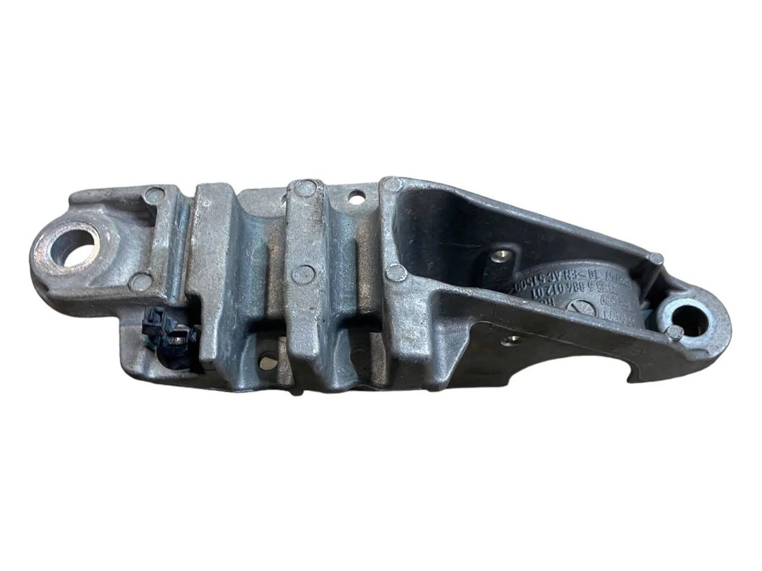 BMW 8 SERIES Sway bar bush bracket, front OEM 31306884012 — Europe Delivery