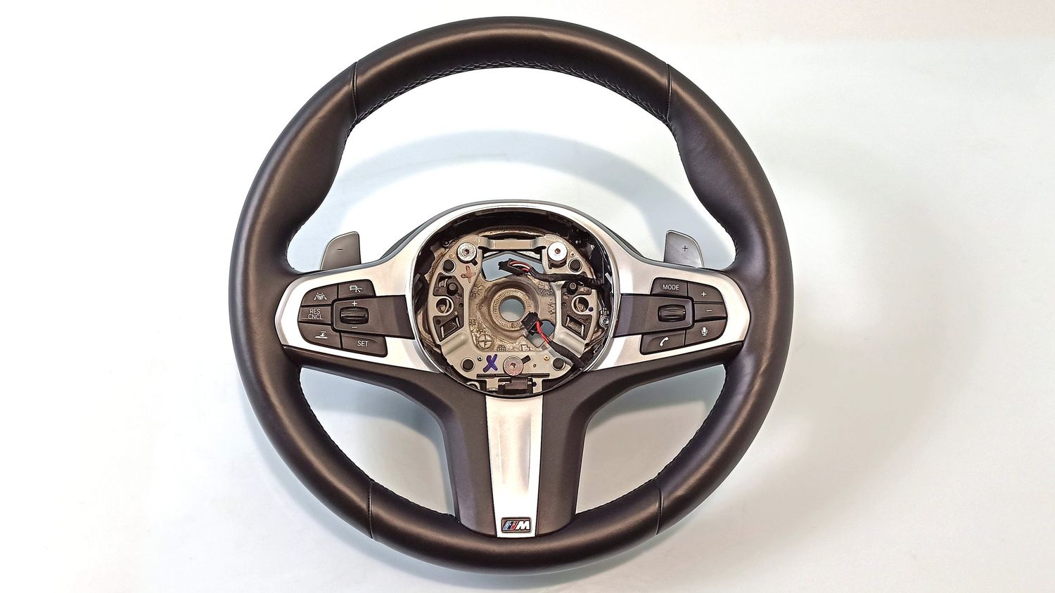 BMW X3 Steering Wheel OEM 32308094047 — Europe Delivery