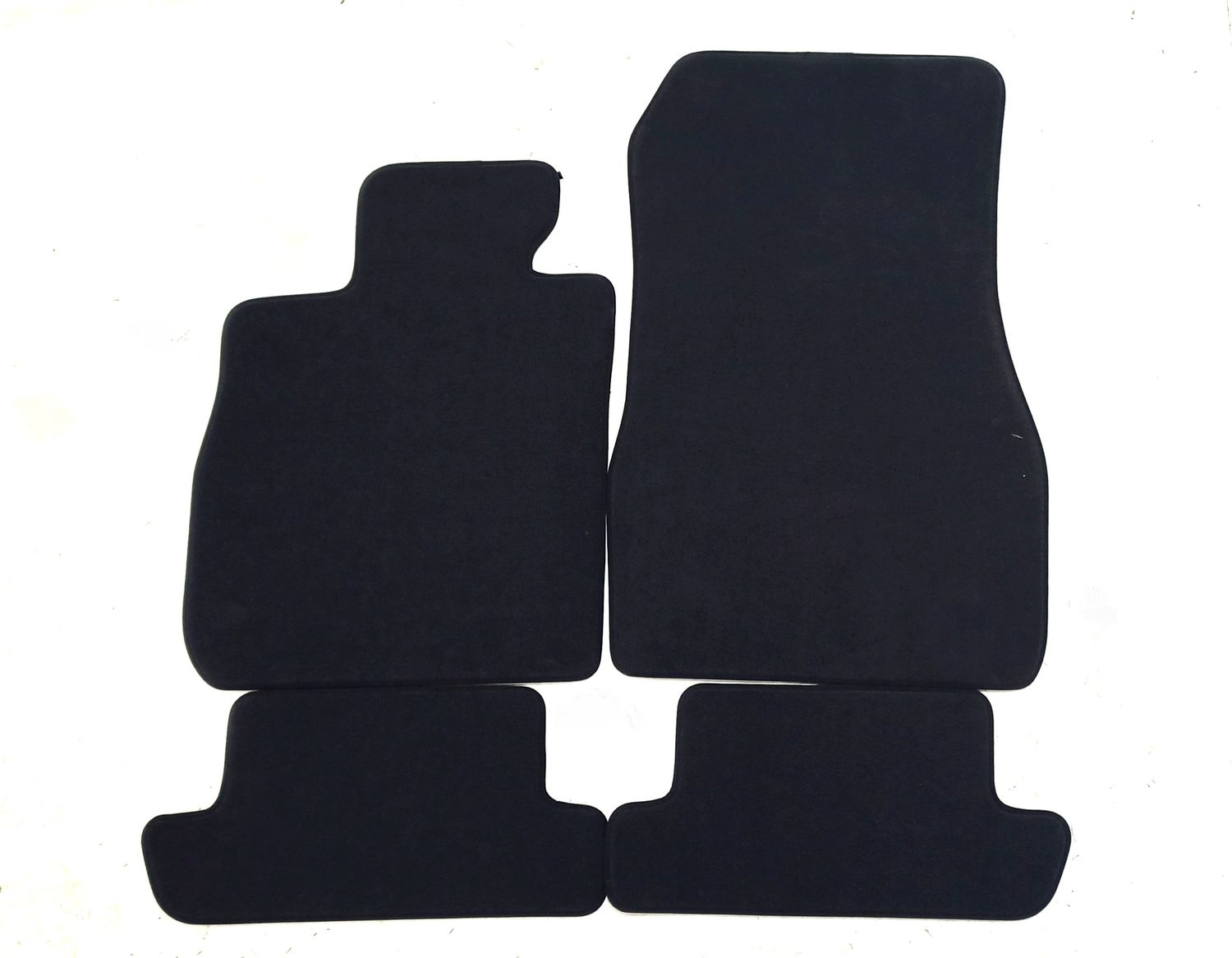BMW 8 SERIES Front floor mat OEM 51477477489 — Europe Delivery
