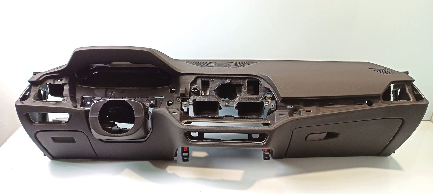 BMW 4 SERIES Dashboard OEM 51169863833 — Europe Delivery