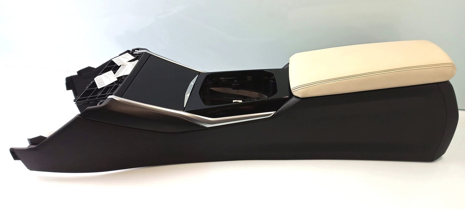 BMW 3 SERIES center Console OEM 51165A0EF77 — Europe Delivery