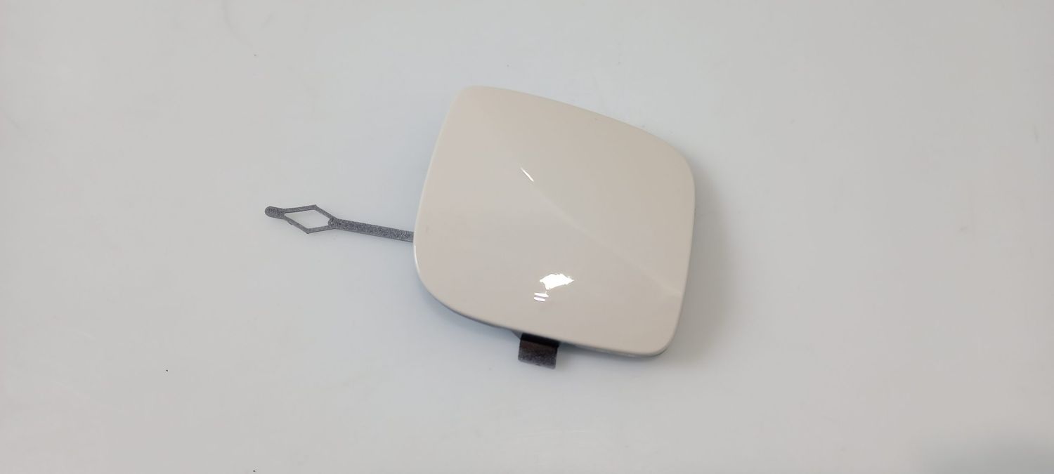 BMW 1 SERIES Front tow hook cap/cover OEM 51117371725 — Europe Delivery