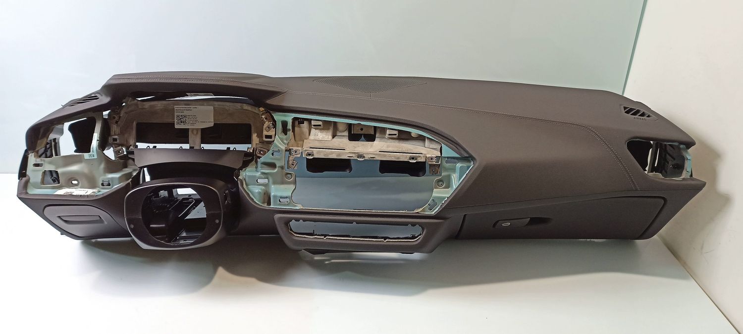 BMW Z4 Dashboard OEM 51165A09C91 — Europe Delivery