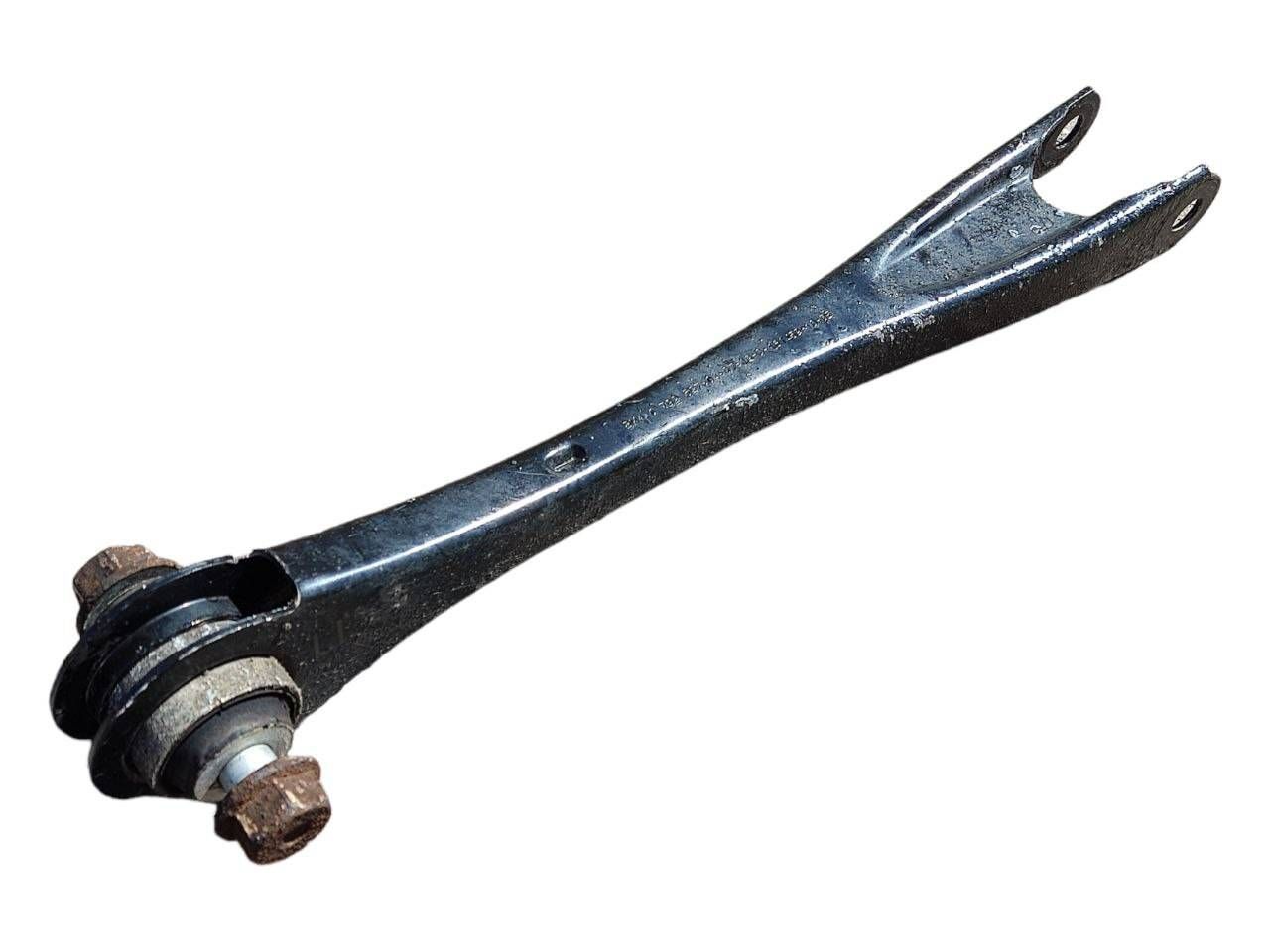 BMW 3 SERIES Rear control arm OEM 6792527 — Europe Delivery