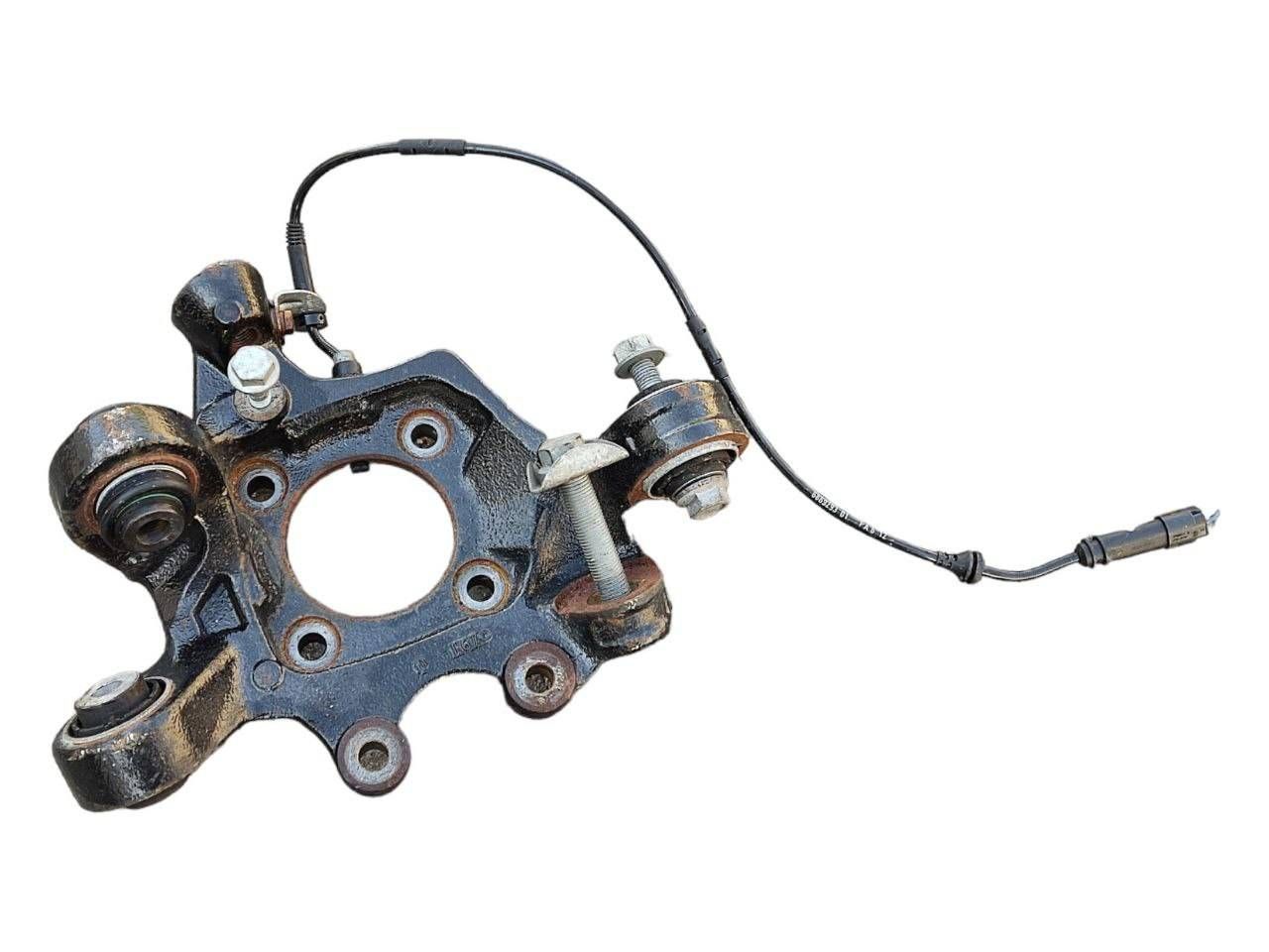 BMW X4 Rear wheel hub spindle/knuckle OEM 0M90525 — Europe Delivery