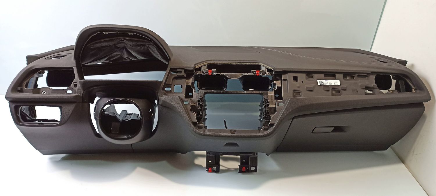 BMW 1' F52 Saloon Dashboard OEM 51169864984 — Europe Delivery