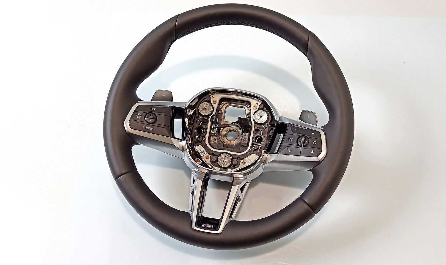 BMW X1 Steering Wheel OEM 32305A4EE20 — Europe Delivery
