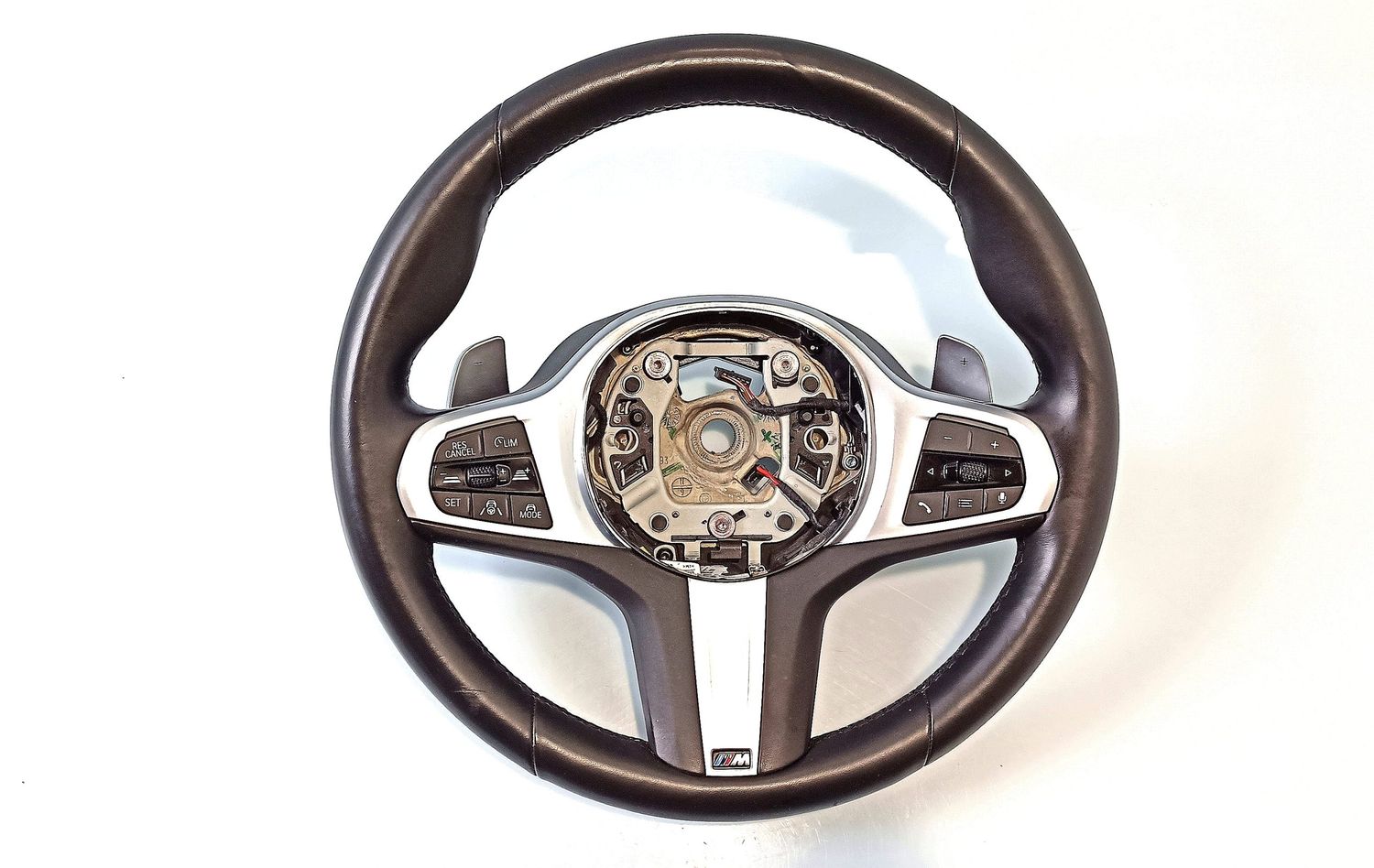 BMW 8 SERIES Steering Wheel OEM 32308008184 — Europe Delivery