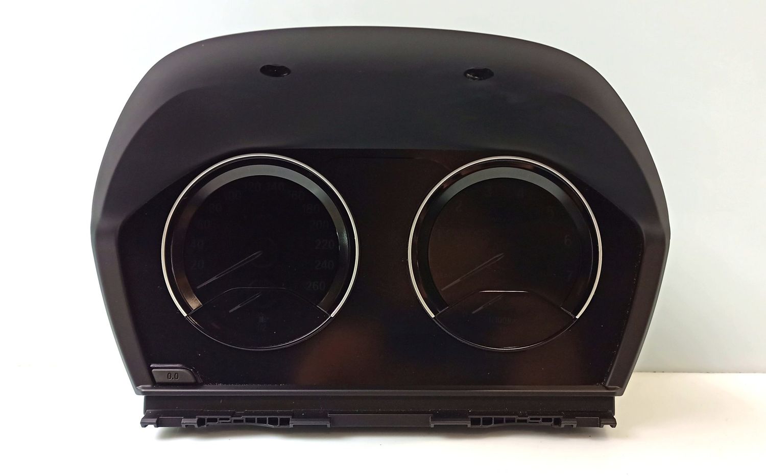 BMW X1 Speedometer (instrument cluster) OEM 5V08982 — Europe Delivery