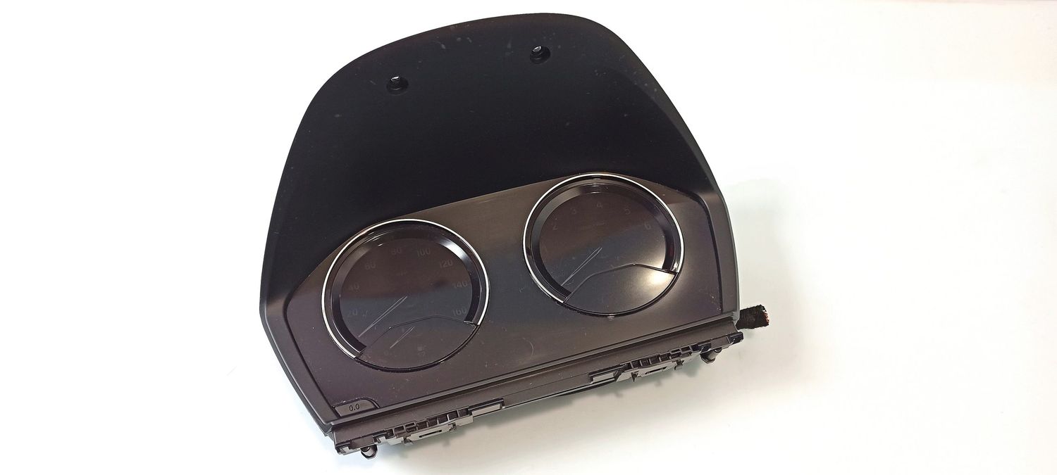 BMW X1 Speedometer (instrument cluster) OEM 5V17196 — Europe Delivery