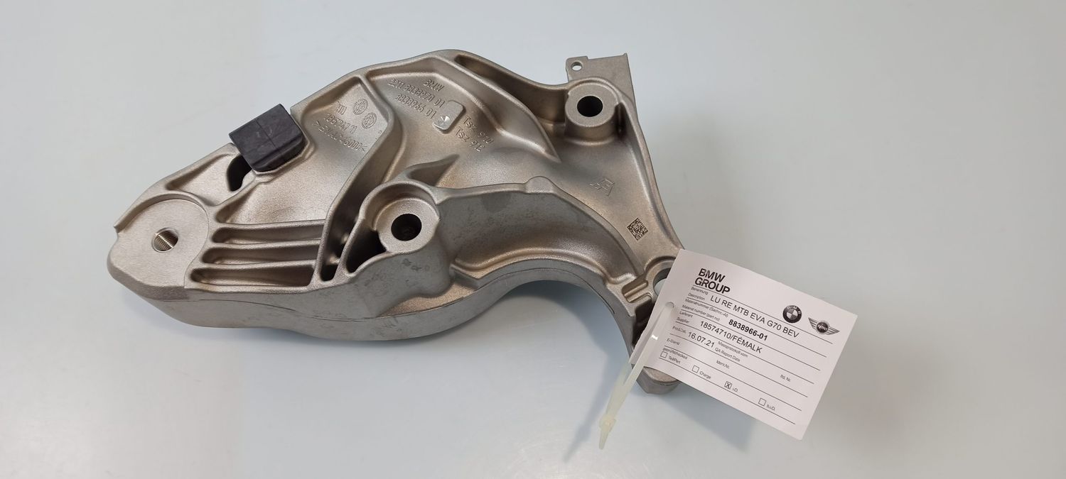 BMW 4 SERIES Engine mount bracket OEM 22118838966 — Europe Delivery