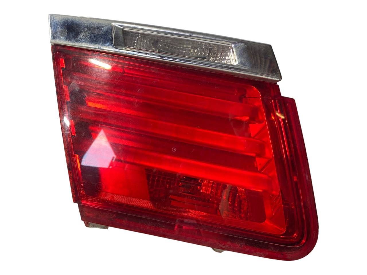 BMW 7 SERIES Tailgate rear/tail lights OEM 7182205 — Europe Delivery