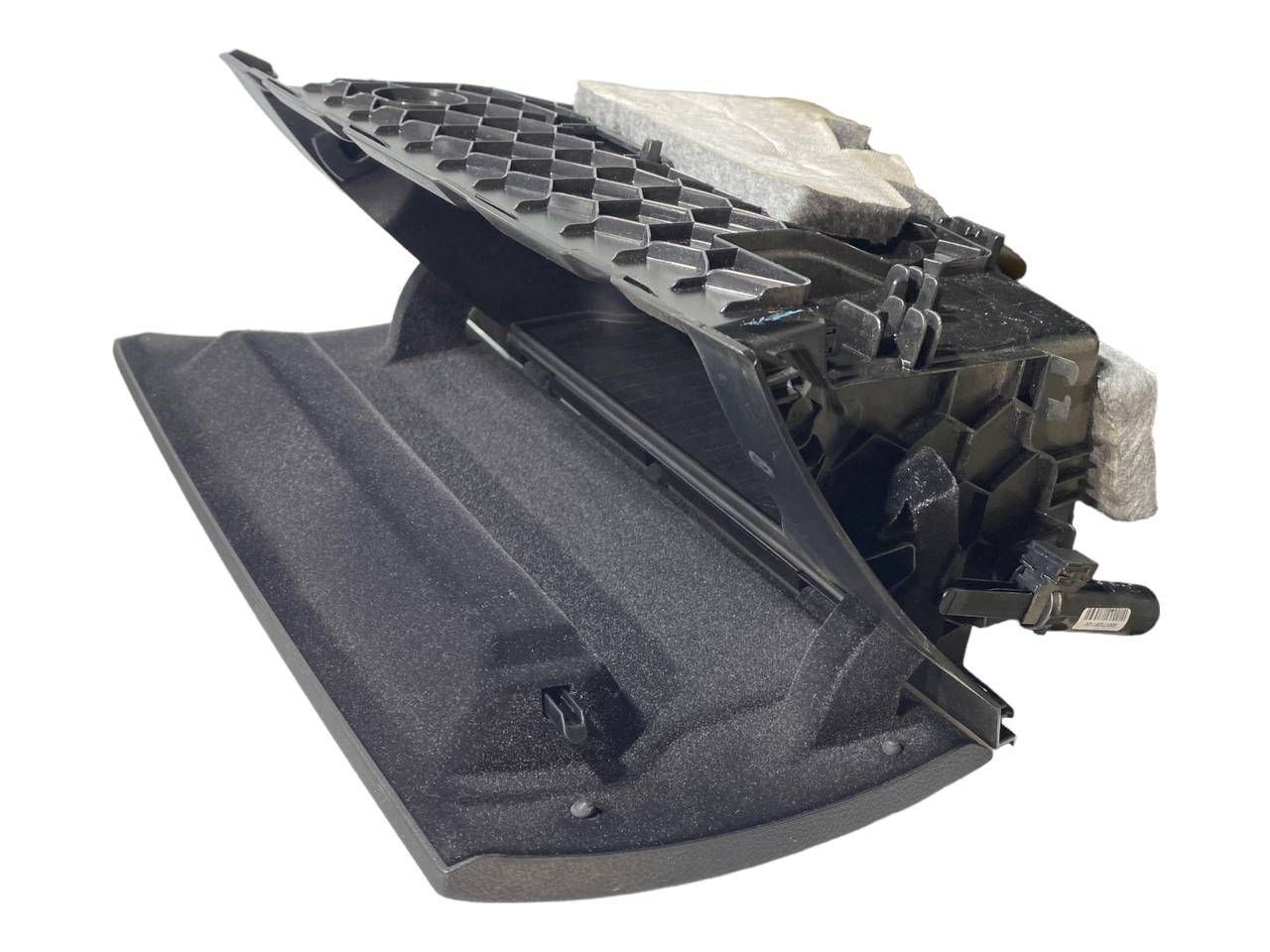 BMW 2 SERIES Glove box OEM 51169394366 — Europe Delivery