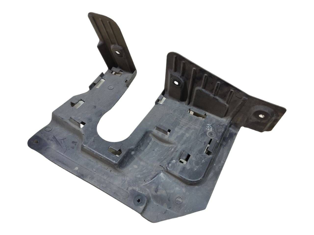 BMW X7 Front underbody cover/under tray — Europe Delivery