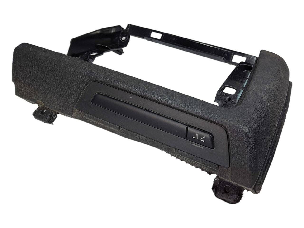 BMW 7 SERIES Glove box frame OEM 9143956 — Europe Delivery