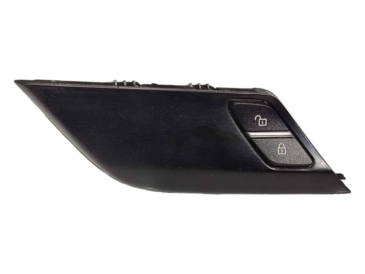 BMW X5 Central locking switch button OEM 9258296 — Europe Delivery