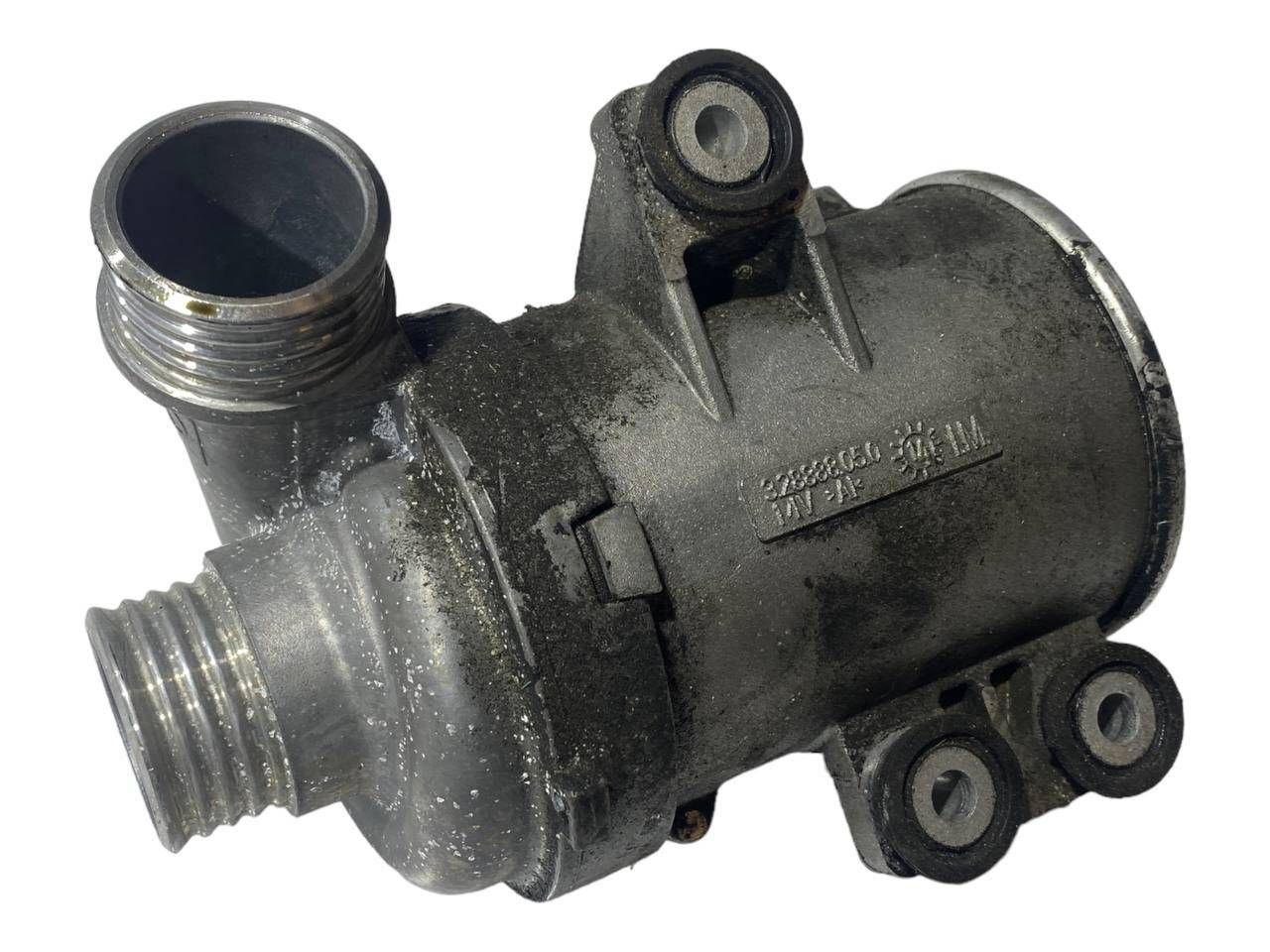 BMW X3 Water Pump OEM 8625097 — Europe Delivery