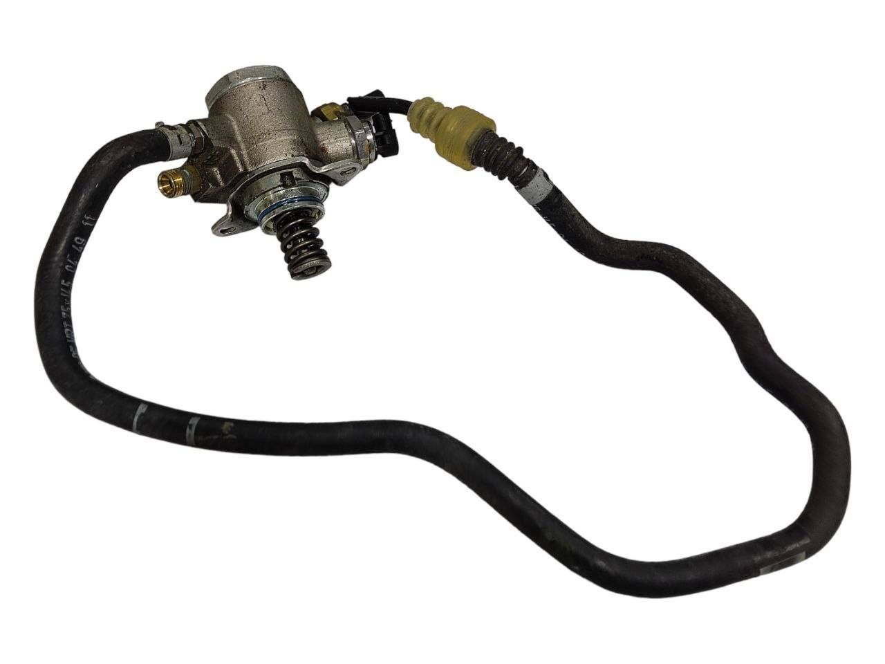 BMW A8 Fuel injection high pressure pump — Europe Delivery