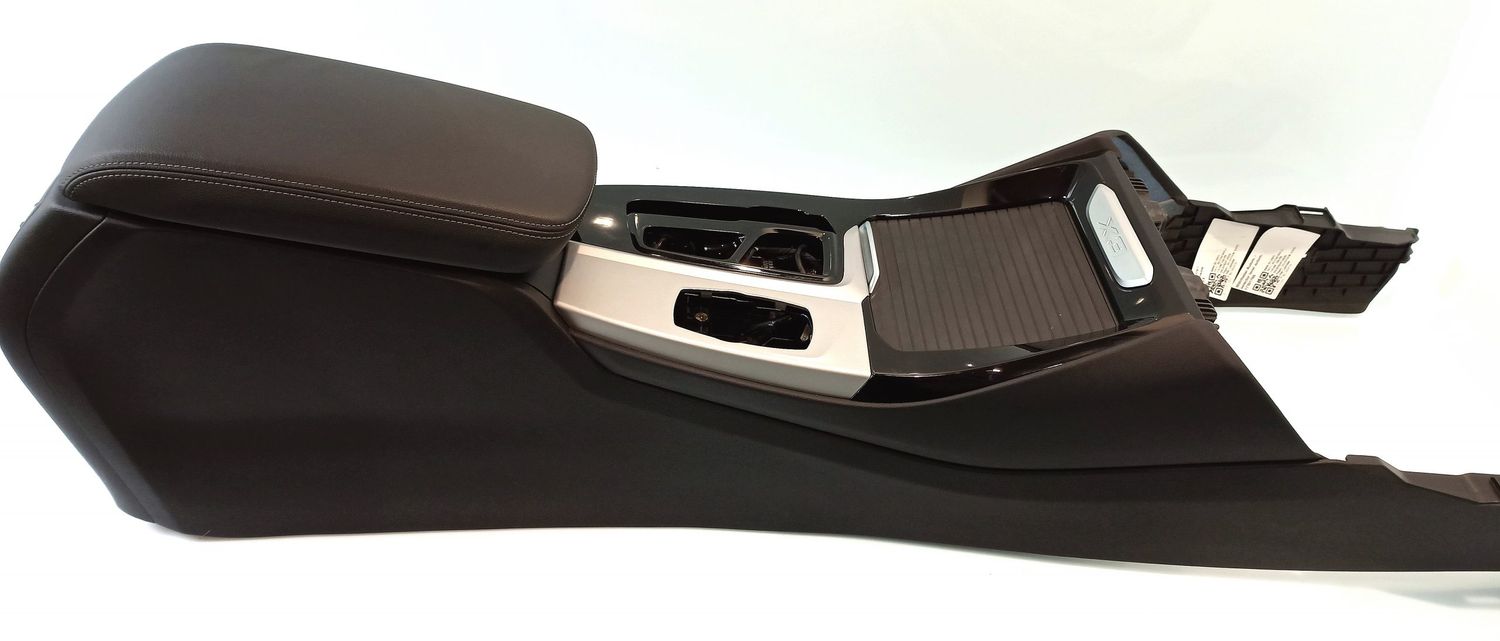 BMW X3 center Console OEM 51166814805 — Europe Delivery