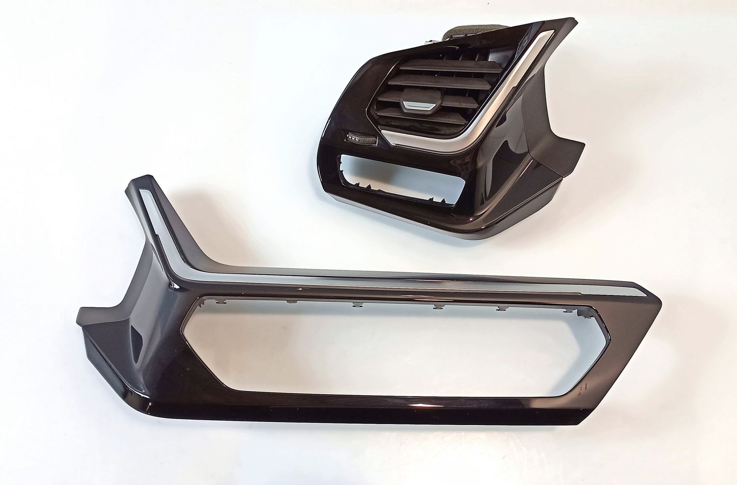 BMW Z4 Dashboard Trim OEM 51459475705 — Europe Delivery