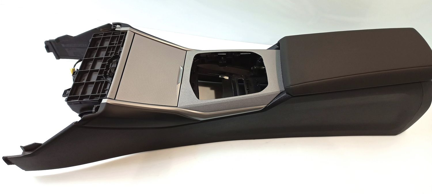 BMW 4 SERIES center Console OEM 51166806780 — Europe Delivery