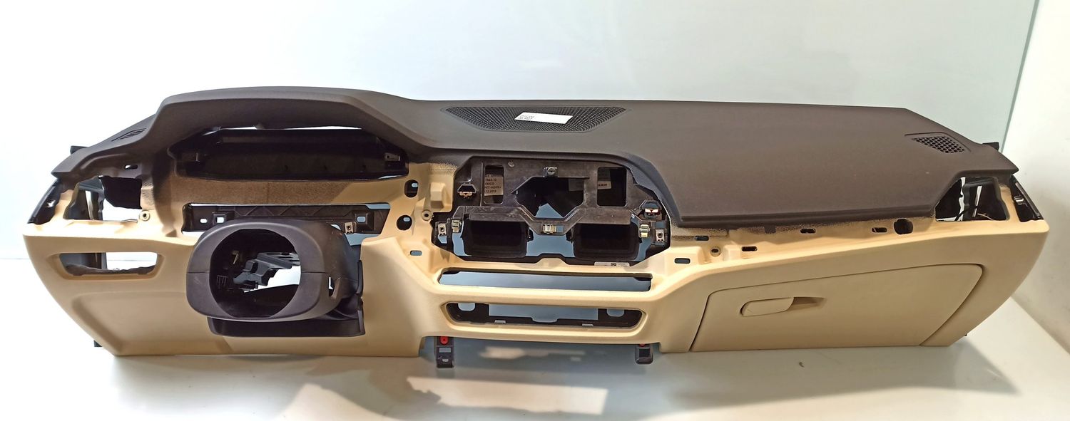 BMW 4 SERIES Dashboard OEM 51166999366 — Europe Delivery