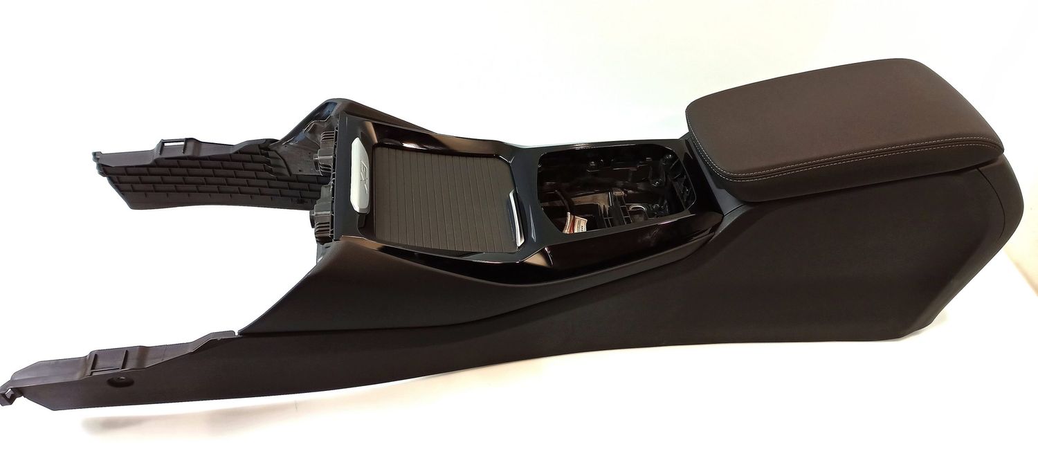 BMW X3 center Console OEM 51165A0C8E3 — Europe Delivery