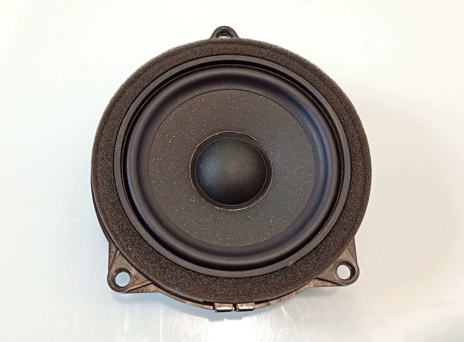 BMW X3 Panel speaker OEM 65136809629 — Europe Delivery