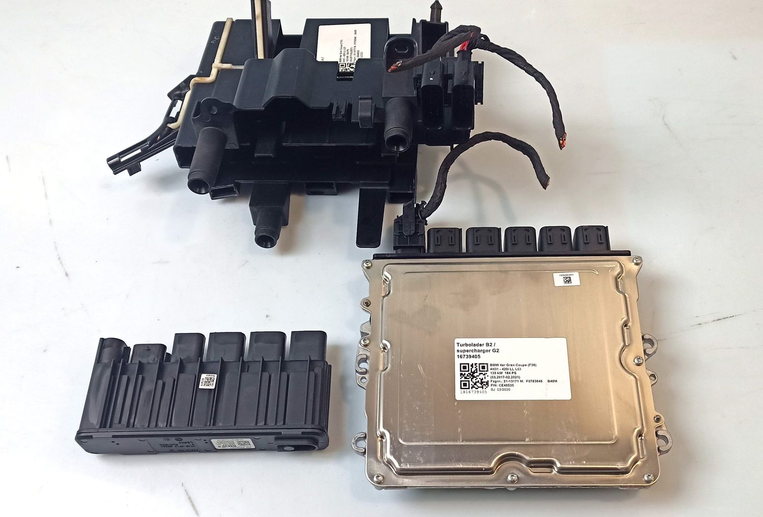 BMW 4 SERIES Engine control unit/module OEM 12148740343 — Europe Delivery