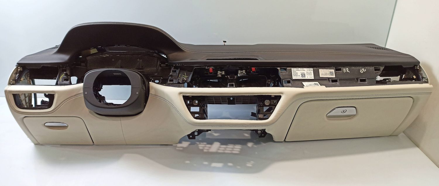 BMW 7 SERIES Dashboard OEM 51167991186 — Europe Delivery