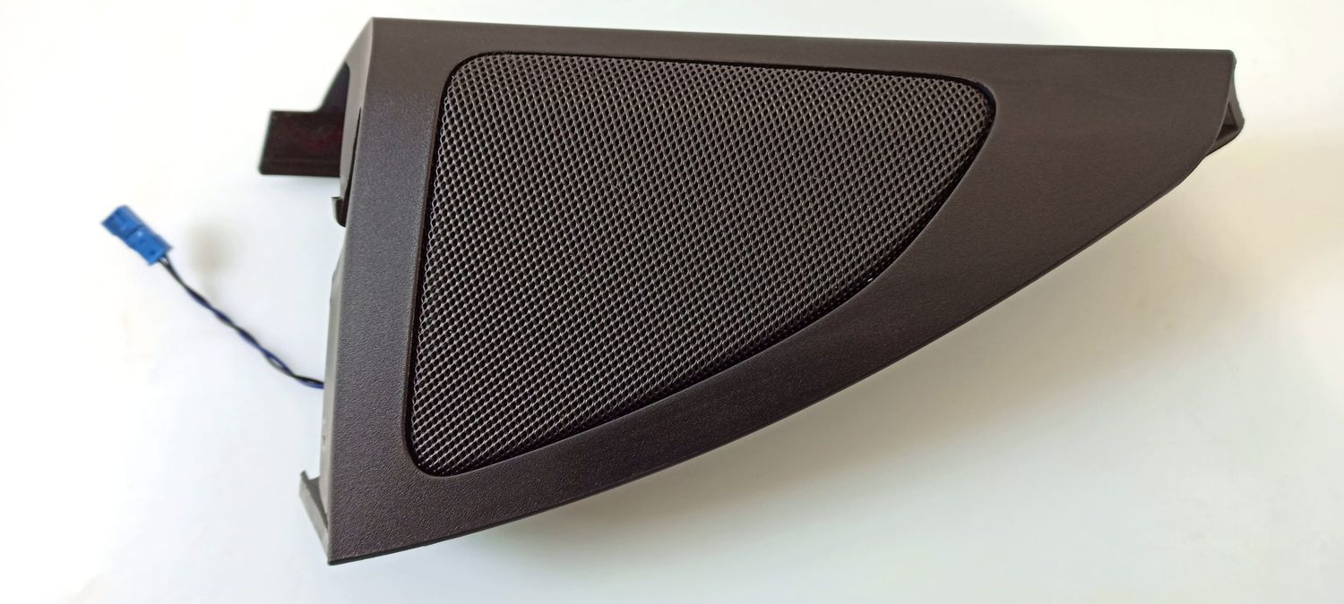 BMW X5 Side speaker frame OEM 51337445515 — Europe Delivery