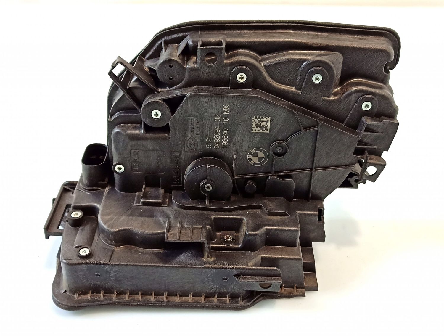 BMW X3 Front door lock OEM 51219492094 — Europe Delivery