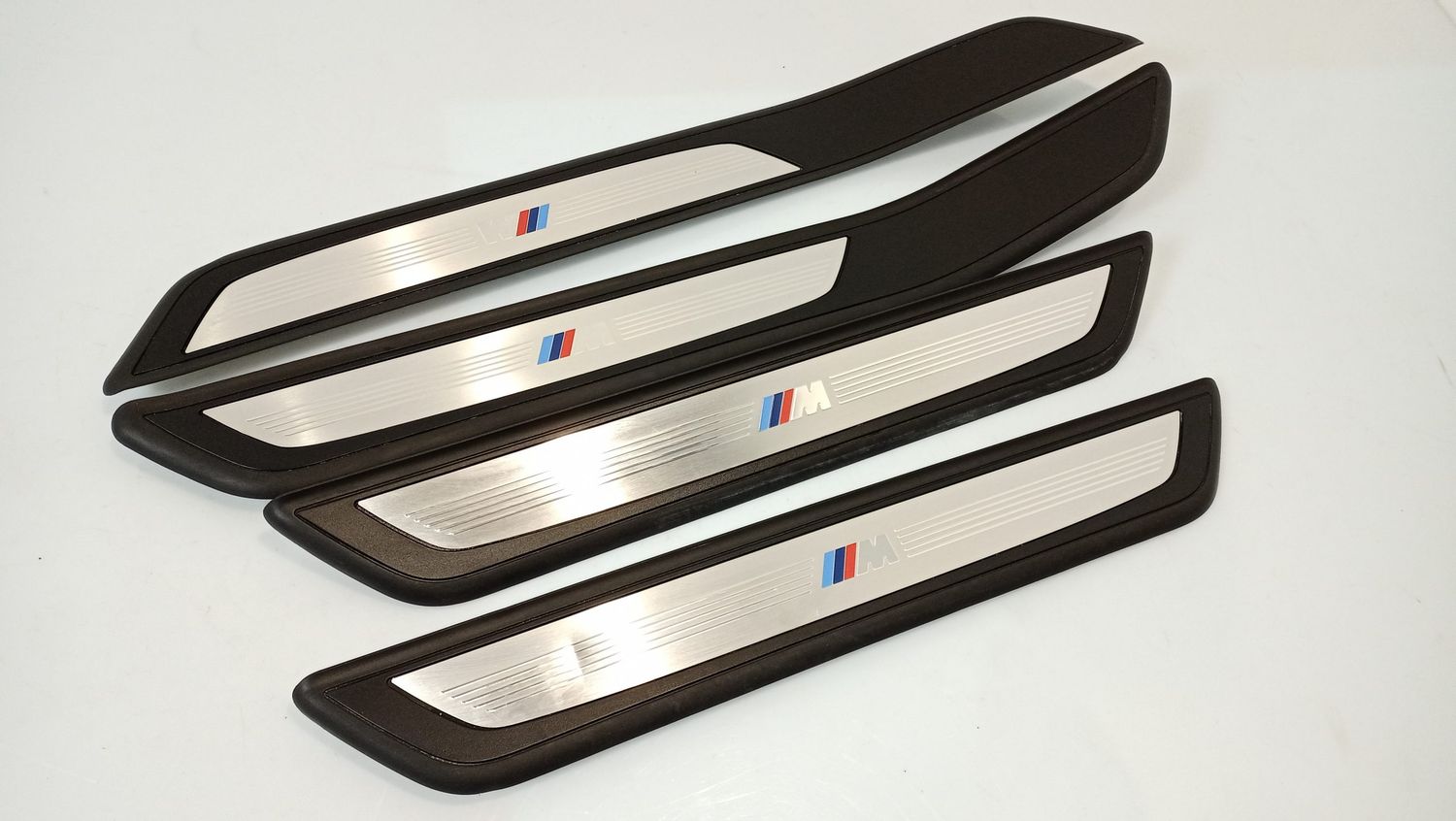 BMW 7 SERIES sill trim set (inner) OEM 51477190969 — Europe Delivery